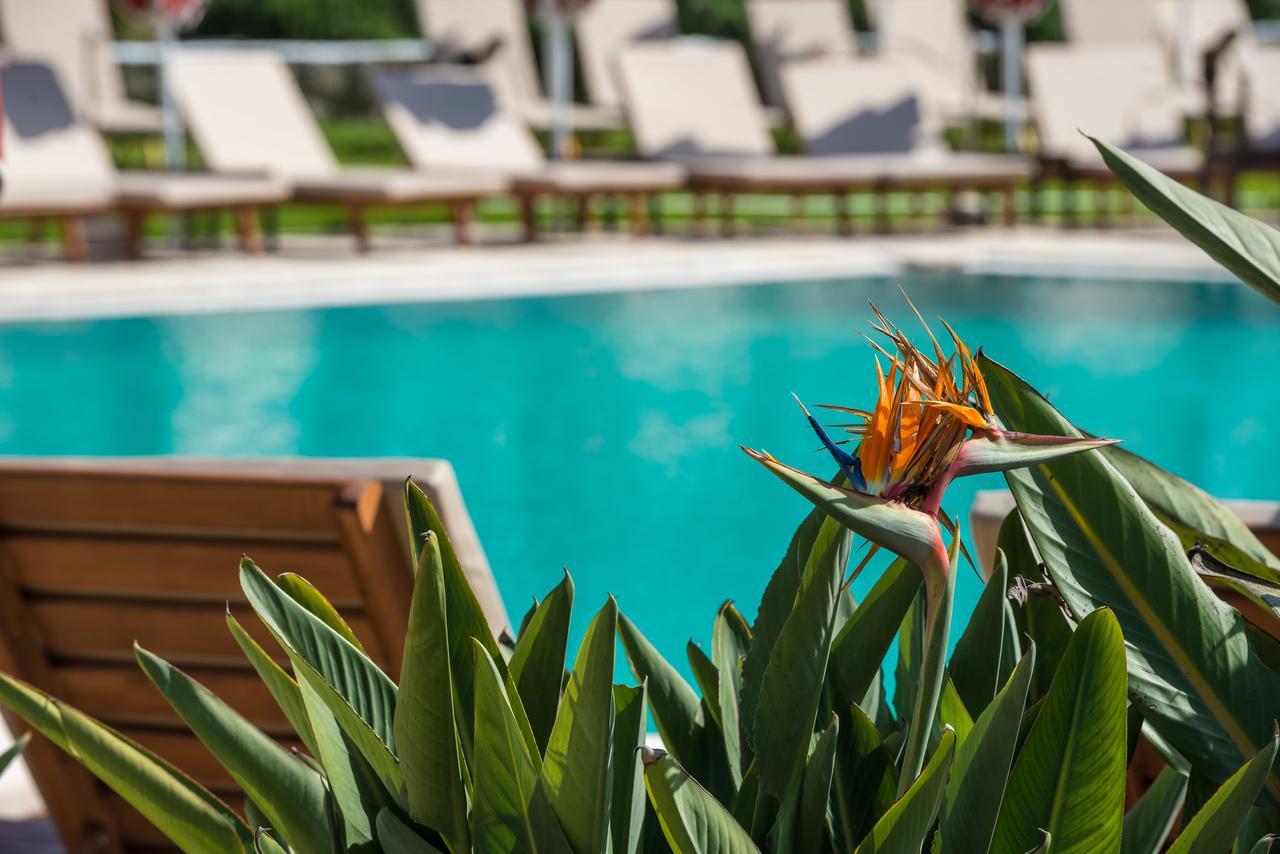 Bitzaro Grande Hotel & Suites Kalamákion 外观 照片